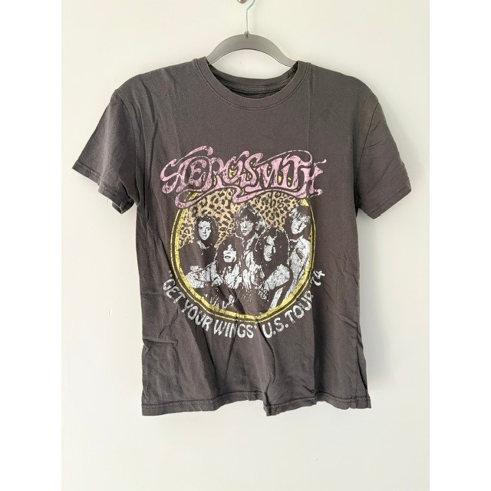 Aerosmith Get Your Wings US Tour 74 Graphic Tee Charcoal Gray Small